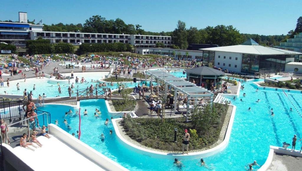 Ronneby Brunnspark Vandrarhem Och B&B Kültér fotó